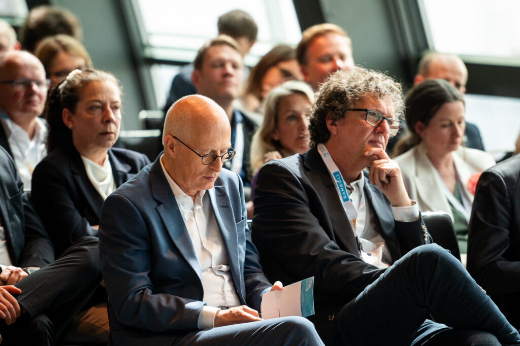 20250508 H2 National Summit 8779 Web